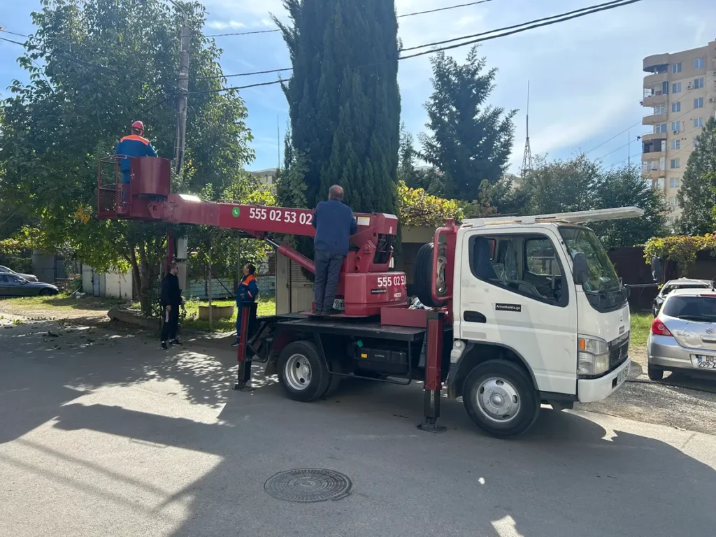 ამწე მანქანები ამწე კალათა თბილისში